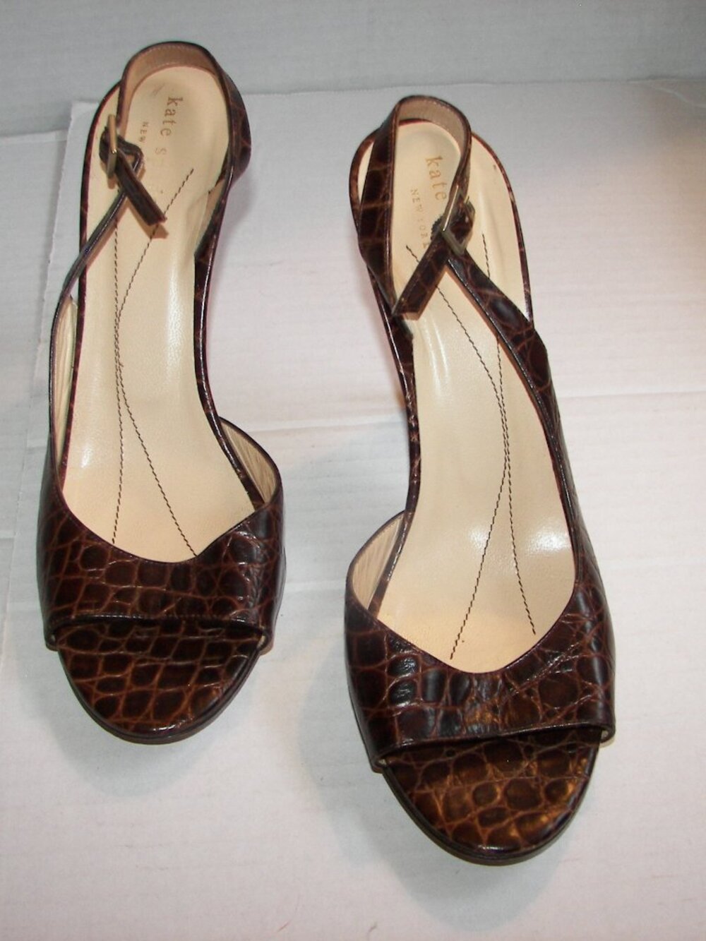 Kate Spade brown croc embossed leather peep-toe slingback heels 8 1/2 B